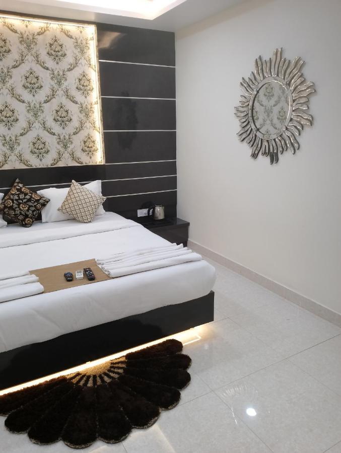 Hotel Golden Bliss Bhopal Zewnętrze zdjęcie
