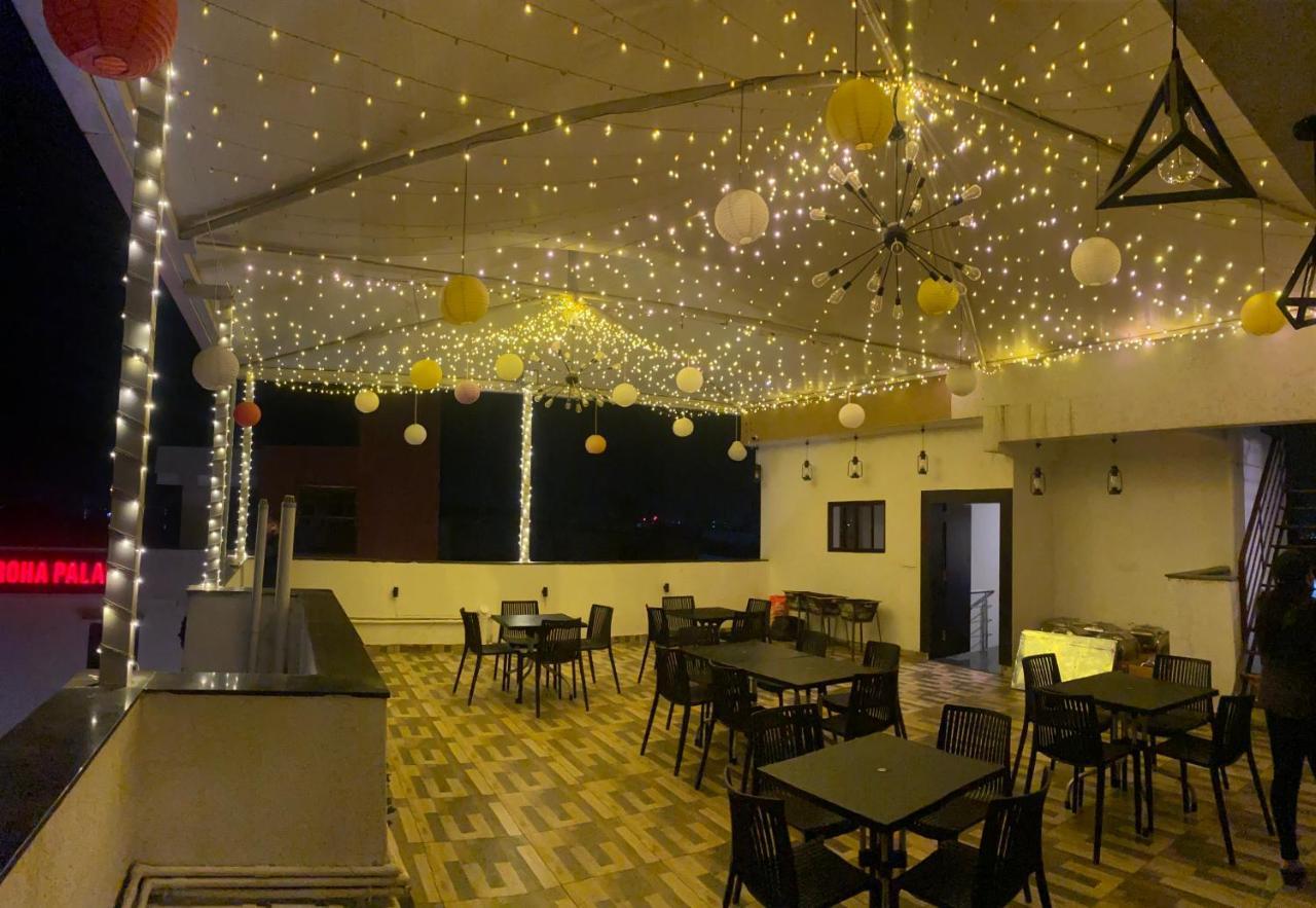 Hotel Golden Bliss Bhopal Zewnętrze zdjęcie