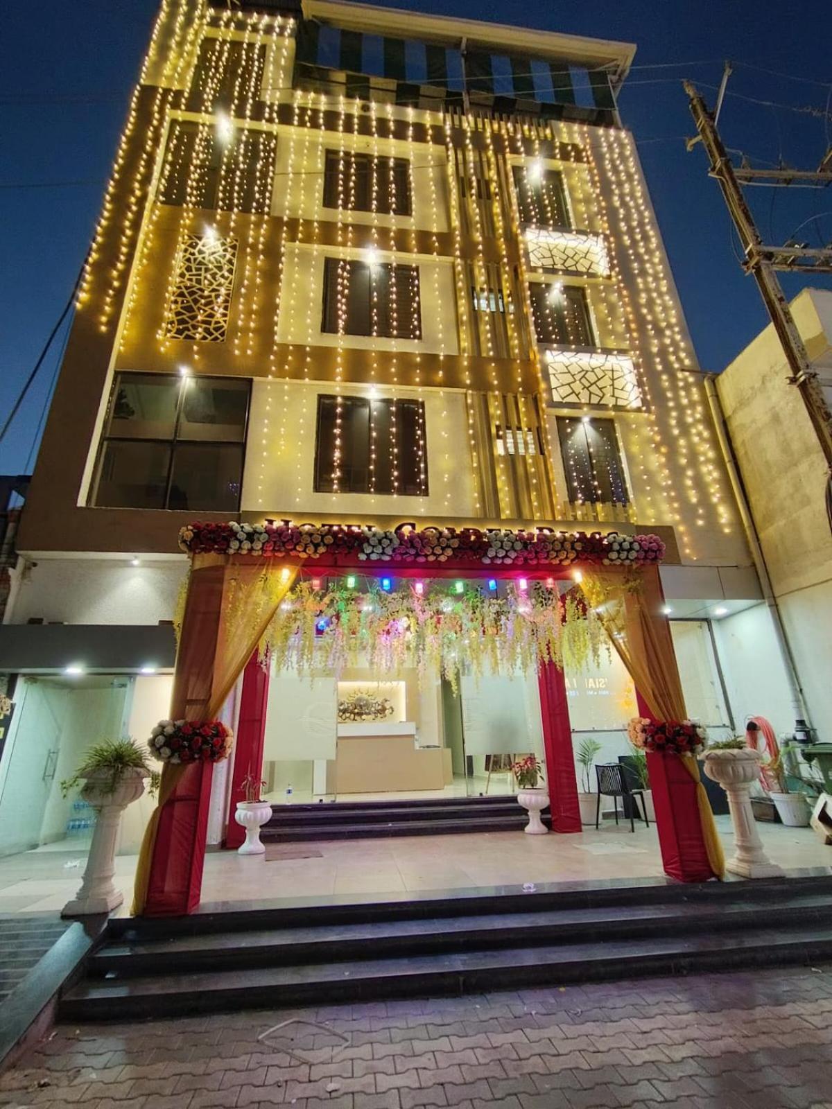 Hotel Golden Bliss Bhopal Zewnętrze zdjęcie